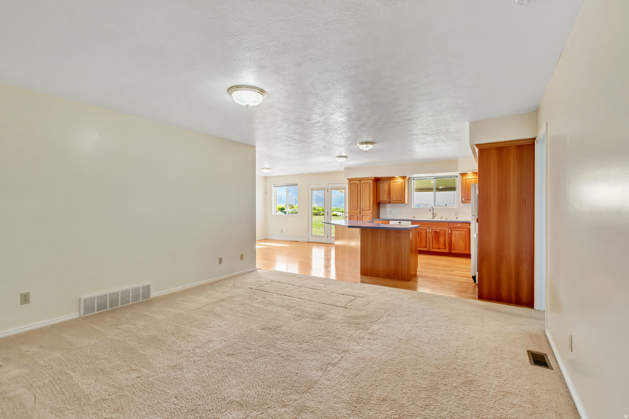 SHOSHONE HILLS - Residential