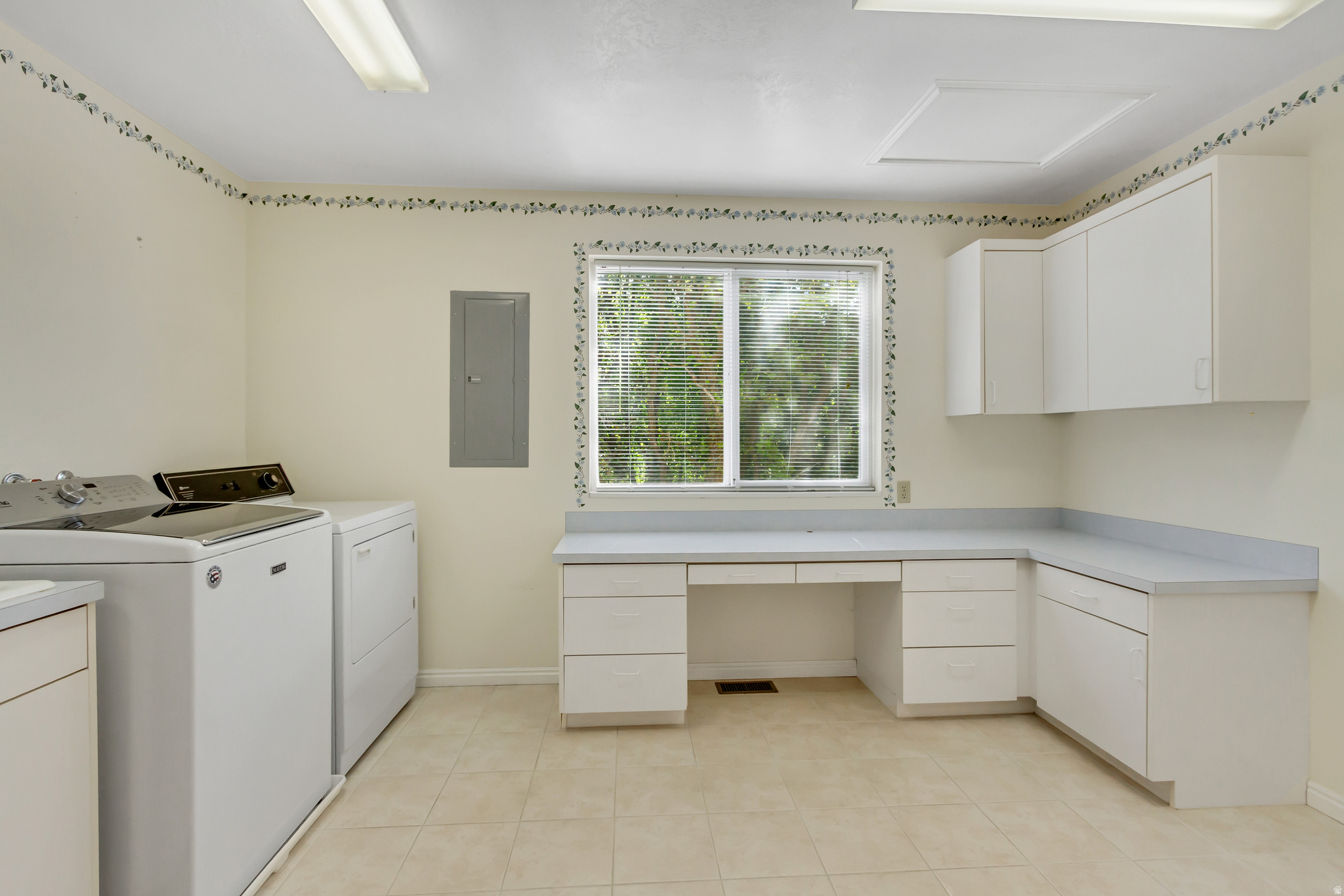 SHOSHONE HILLS - Residential