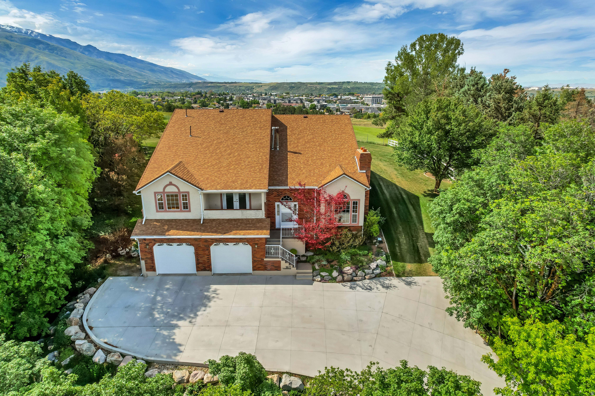 SHOSHONE HILLS - Residential