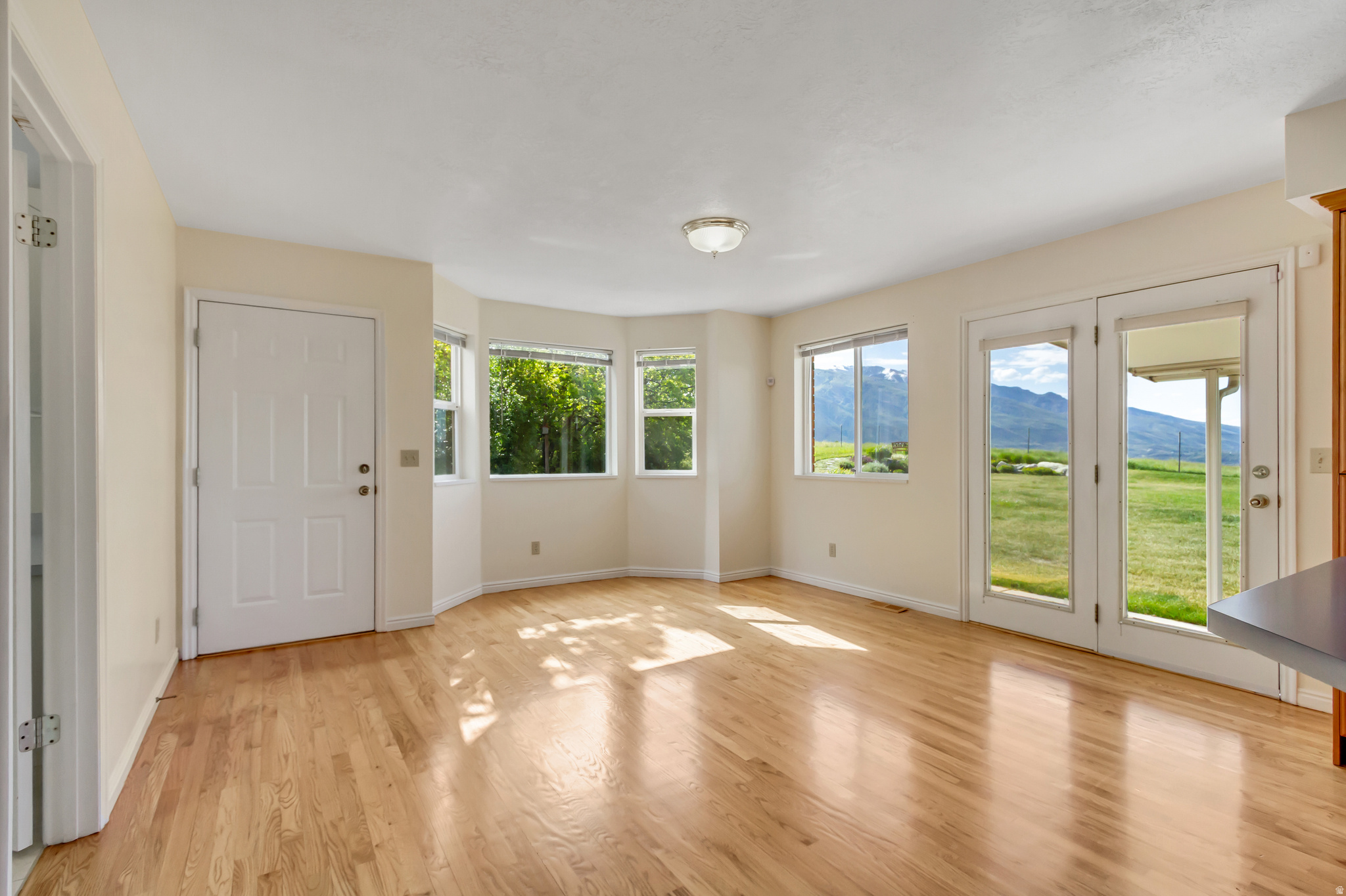 SHOSHONE HILLS - Residential