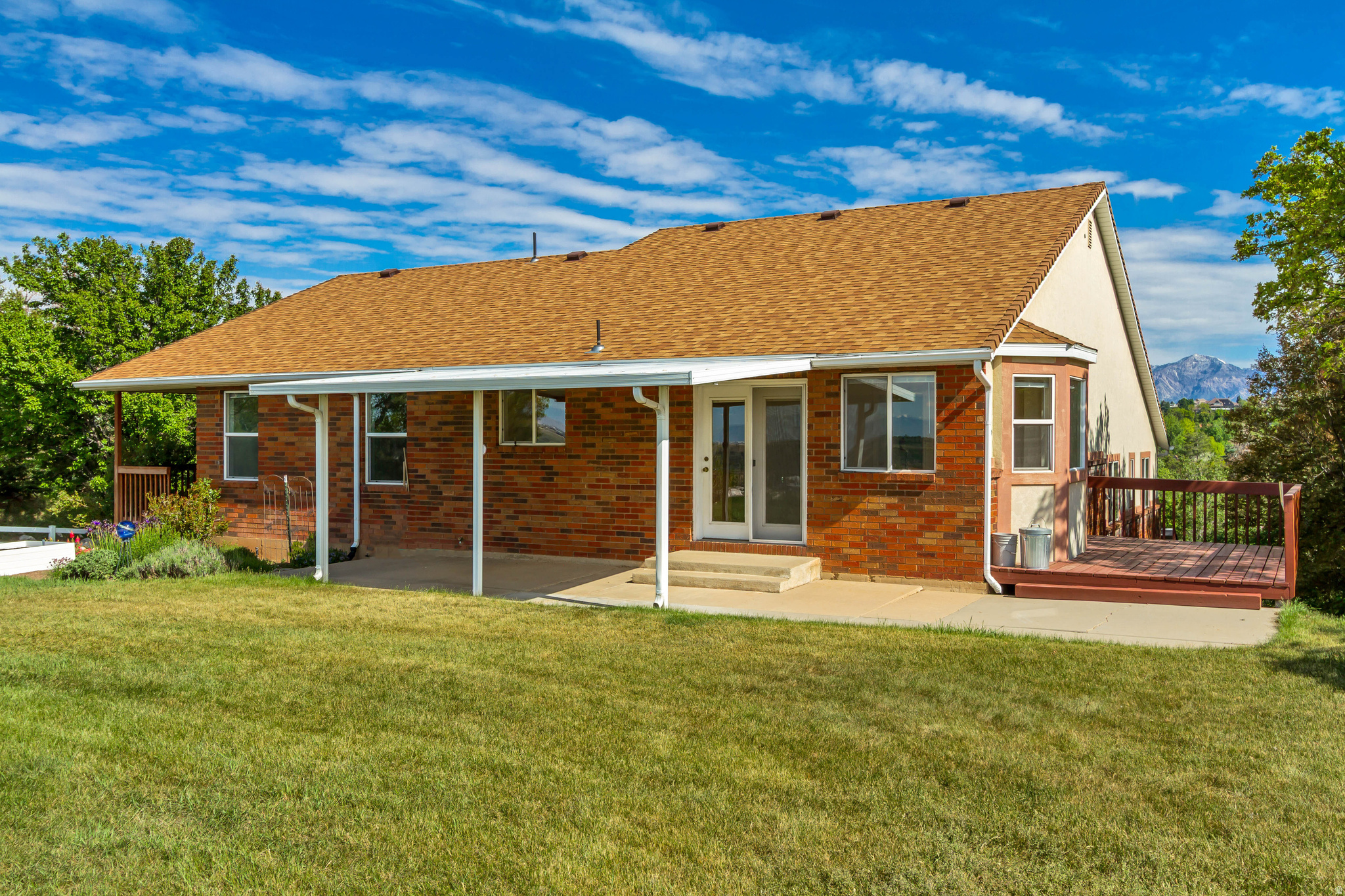 SHOSHONE HILLS - Residential