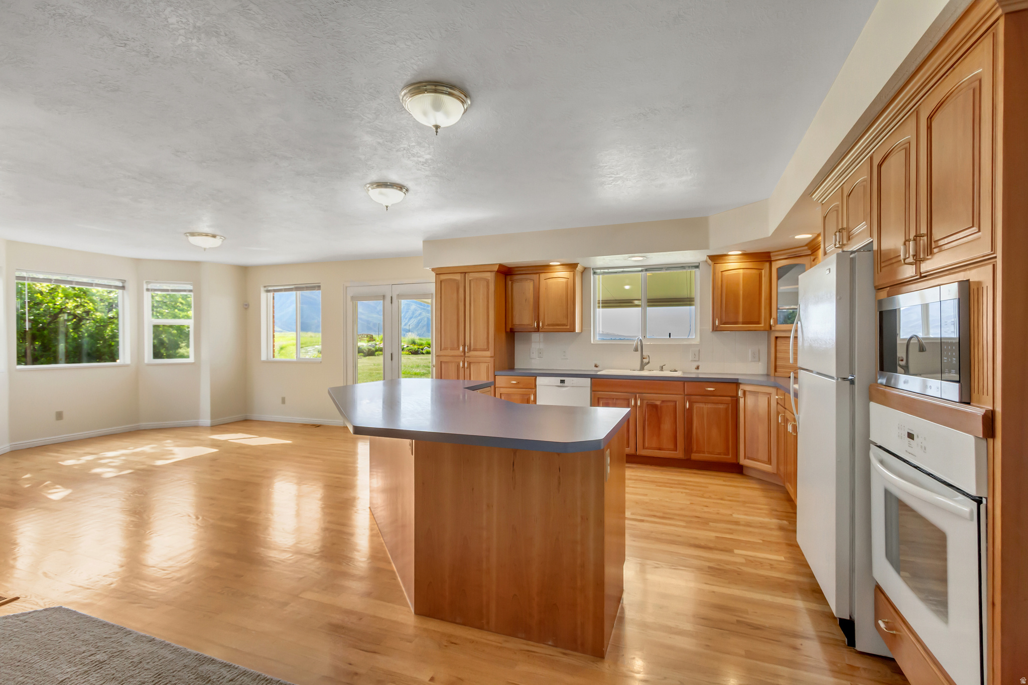 SHOSHONE HILLS - Residential