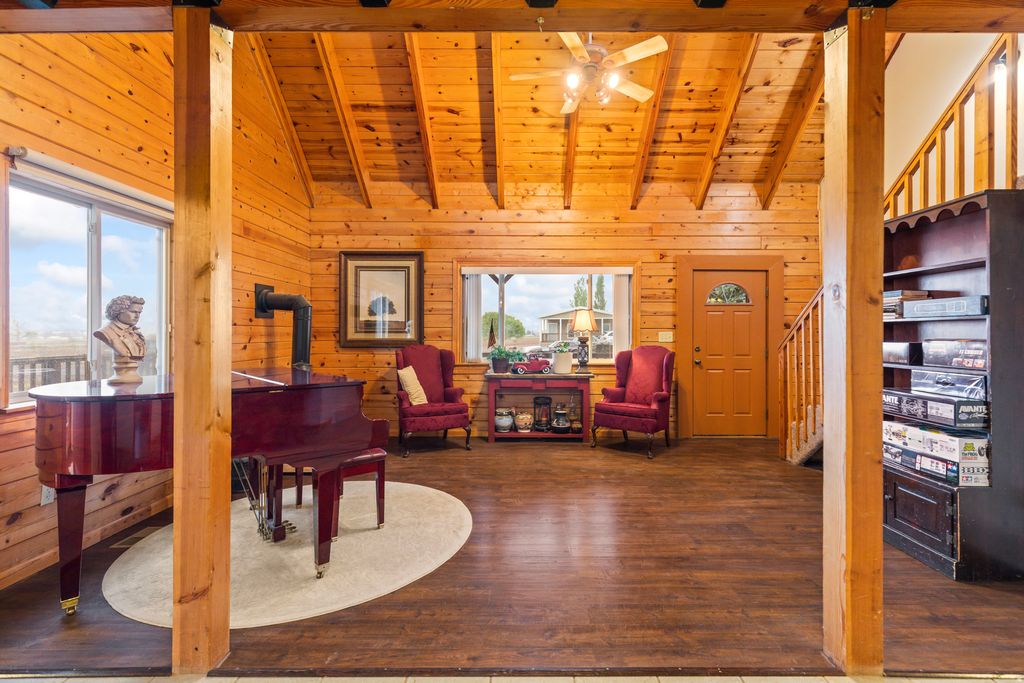 Photo of 320 W 400 N, Central Valley, UT 84754 (MLS # 2150272)