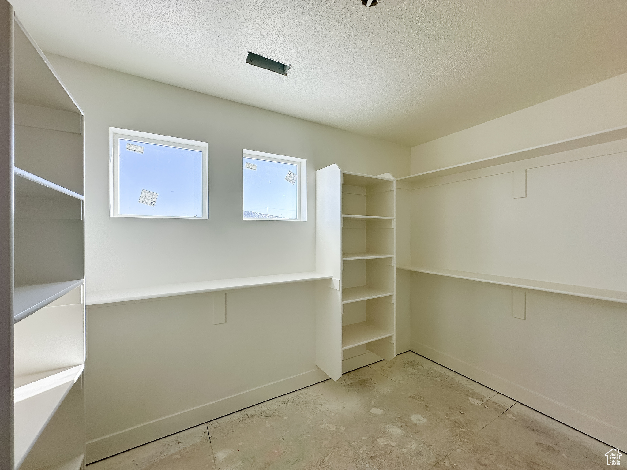 SARATOGA HILLS - Residential