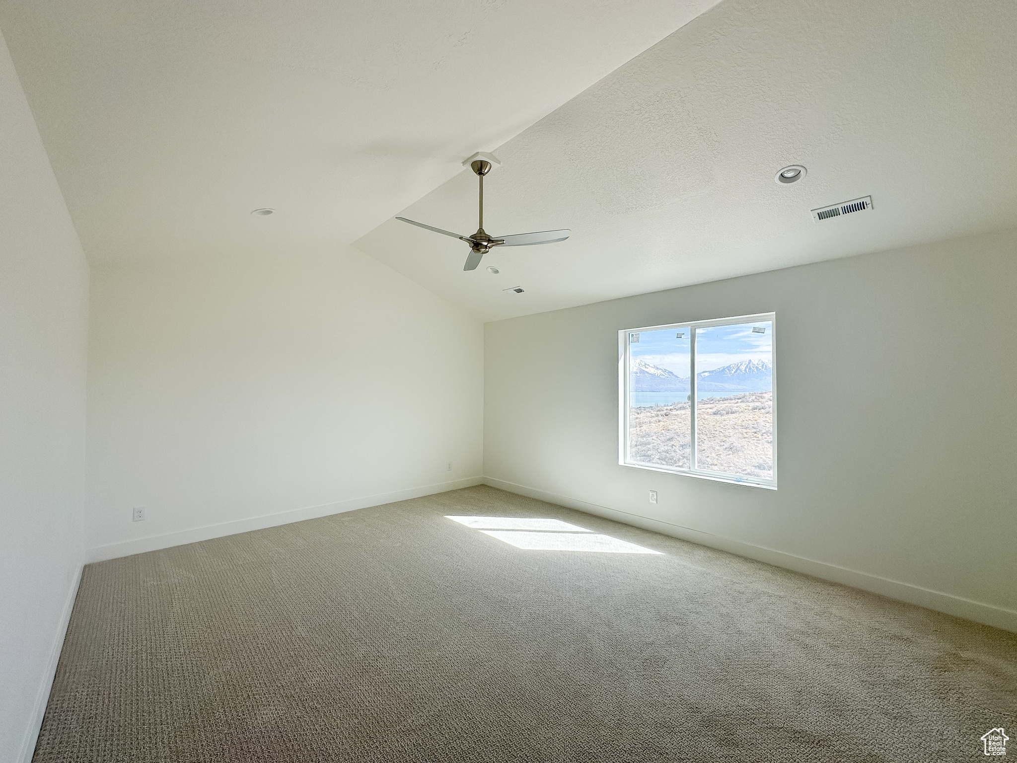 SARATOGA HILLS - Residential