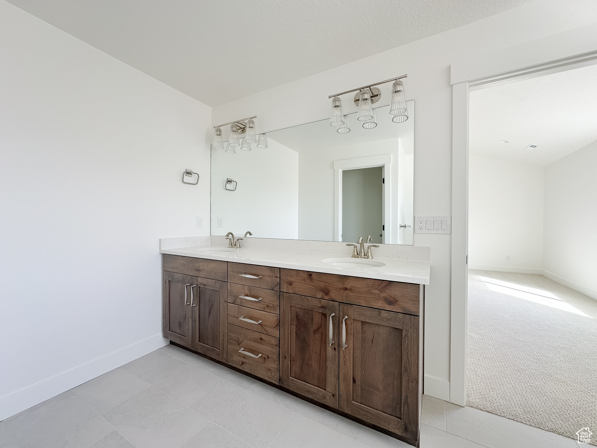 SARATOGA HILLS - Residential