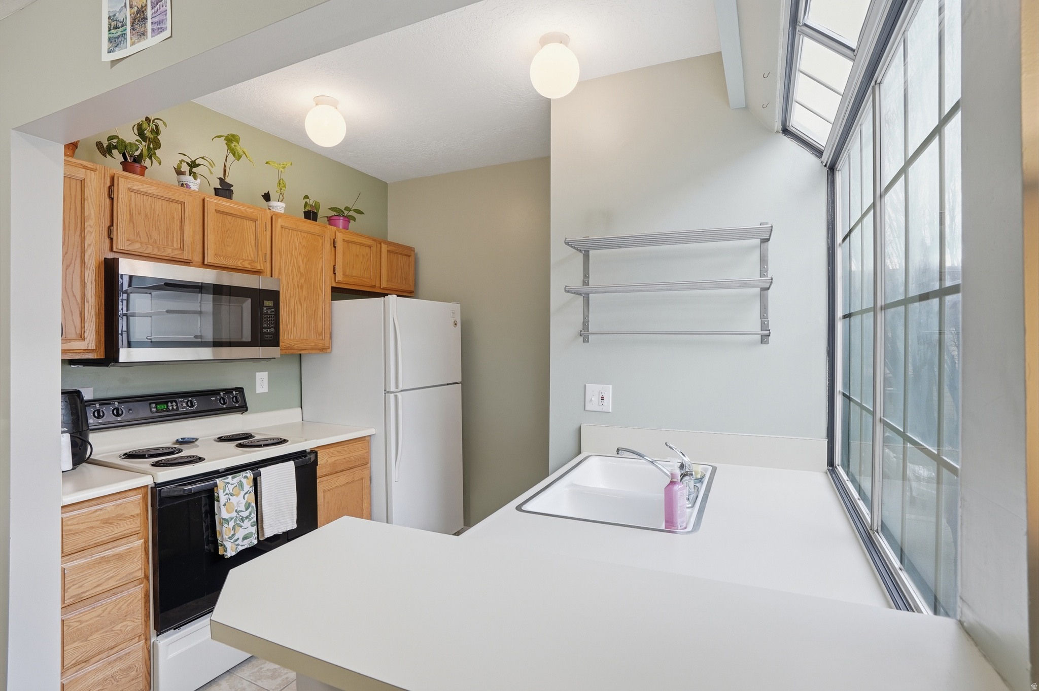 CROSSPOINTE - Residential