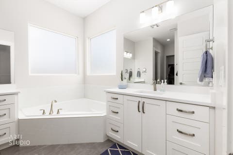 Tiny photo for 2252 E FIELDSTONE CIR, Saint George, UT 84790 (MLS # 2173681)