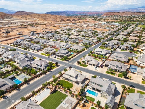 Tiny photo for 2252 E FIELDSTONE CIR, Saint George, UT 84790 (MLS # 2173681)