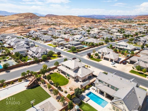 Tiny photo for 2252 E FIELDSTONE CIR, Saint George, UT 84790 (MLS # 2173681)