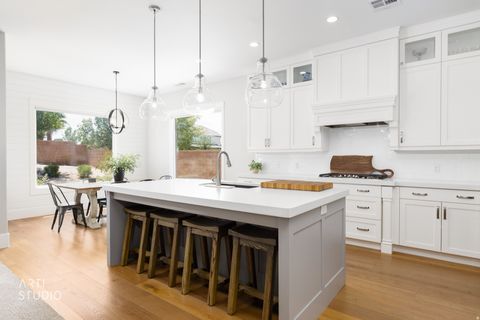 Tiny photo for 2252 E FIELDSTONE CIR, Saint George, UT 84790 (MLS # 2173681)