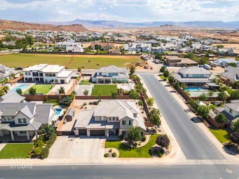 Tiny photo for 2252 E FIELDSTONE CIR, Saint George, UT 84790 (MLS # 2173681)