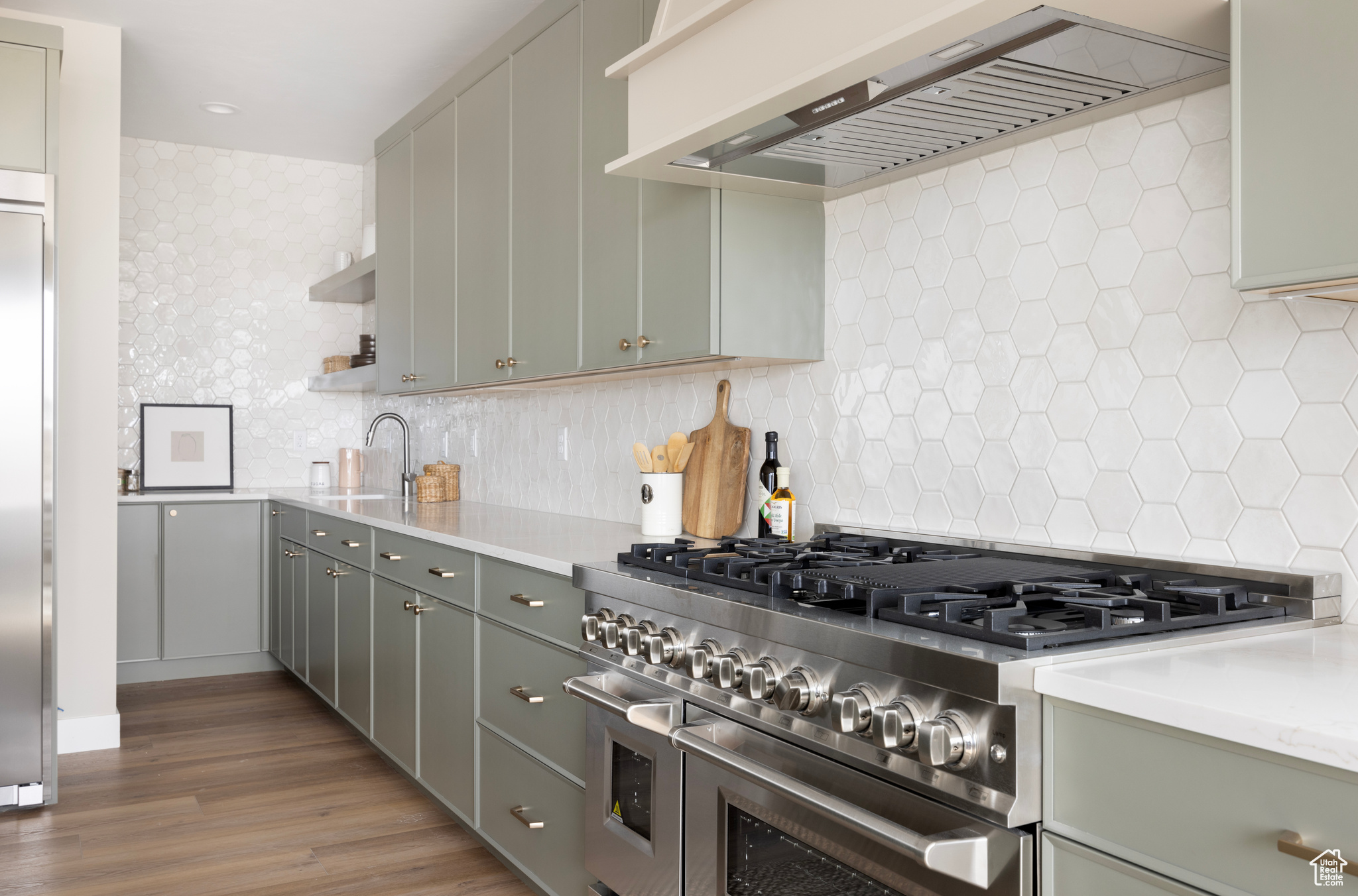 RIDGE VIEW - Residential