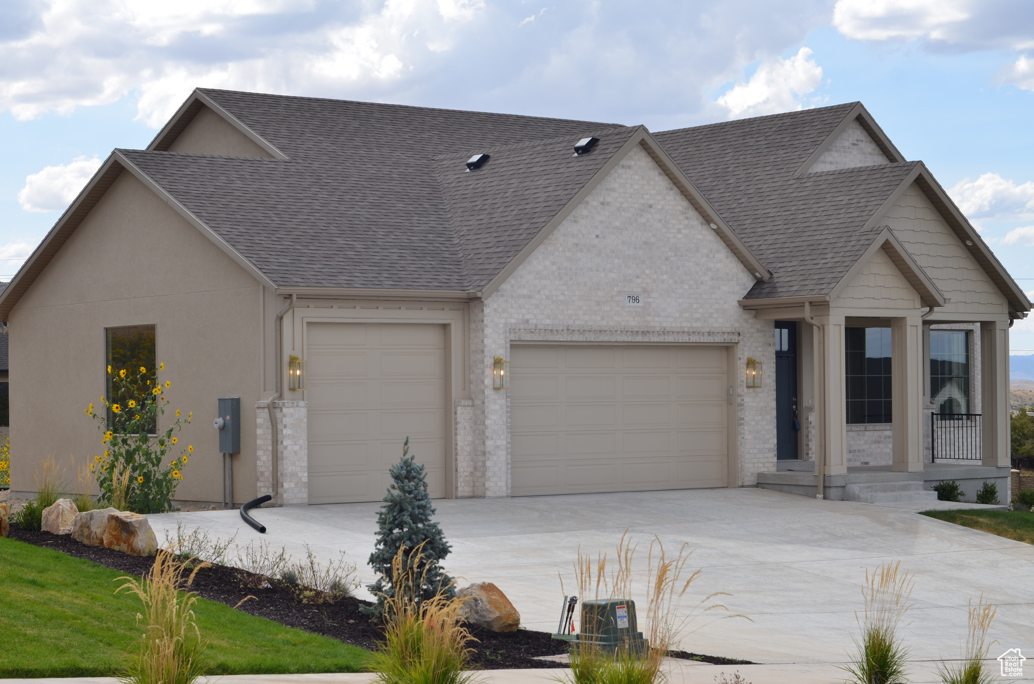 RIDGE VIEW - Residential