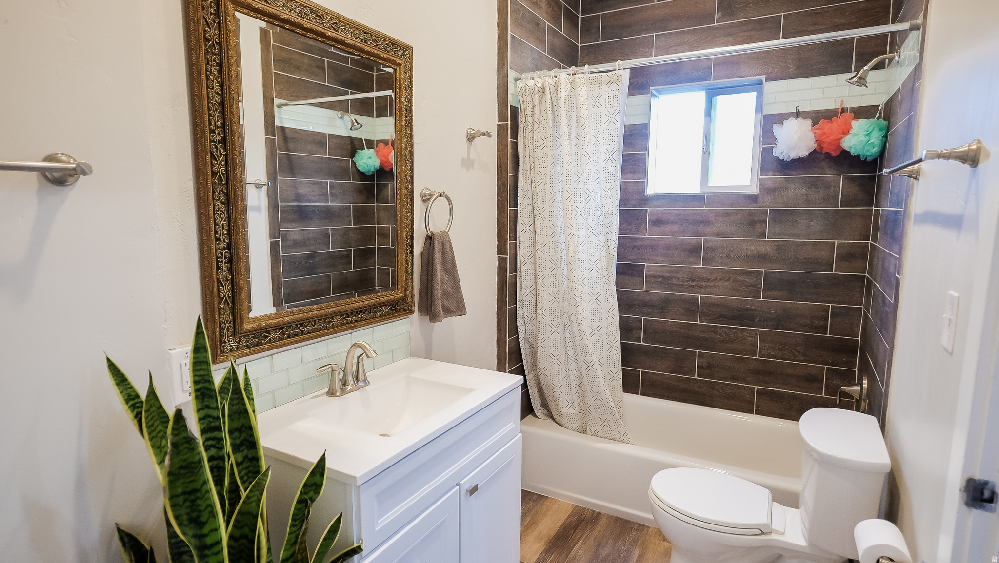 WALKERS SUB - Residential Income