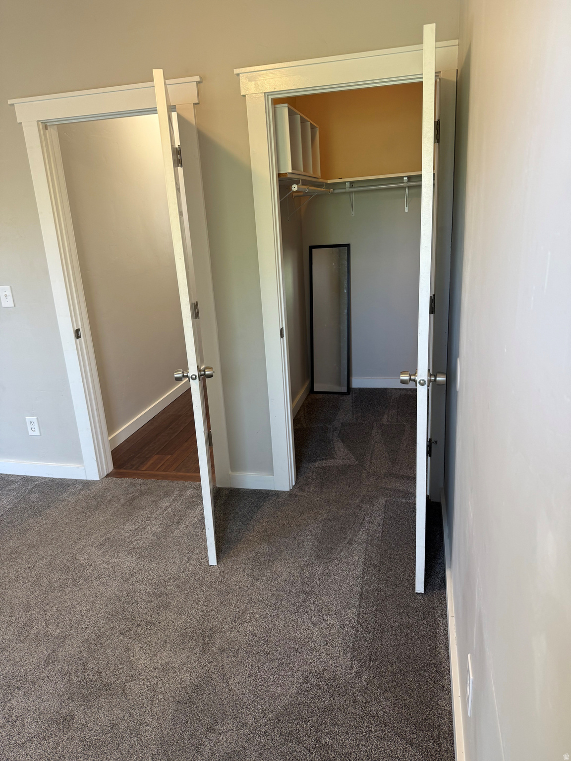 WALKERS SUB - Residential Income