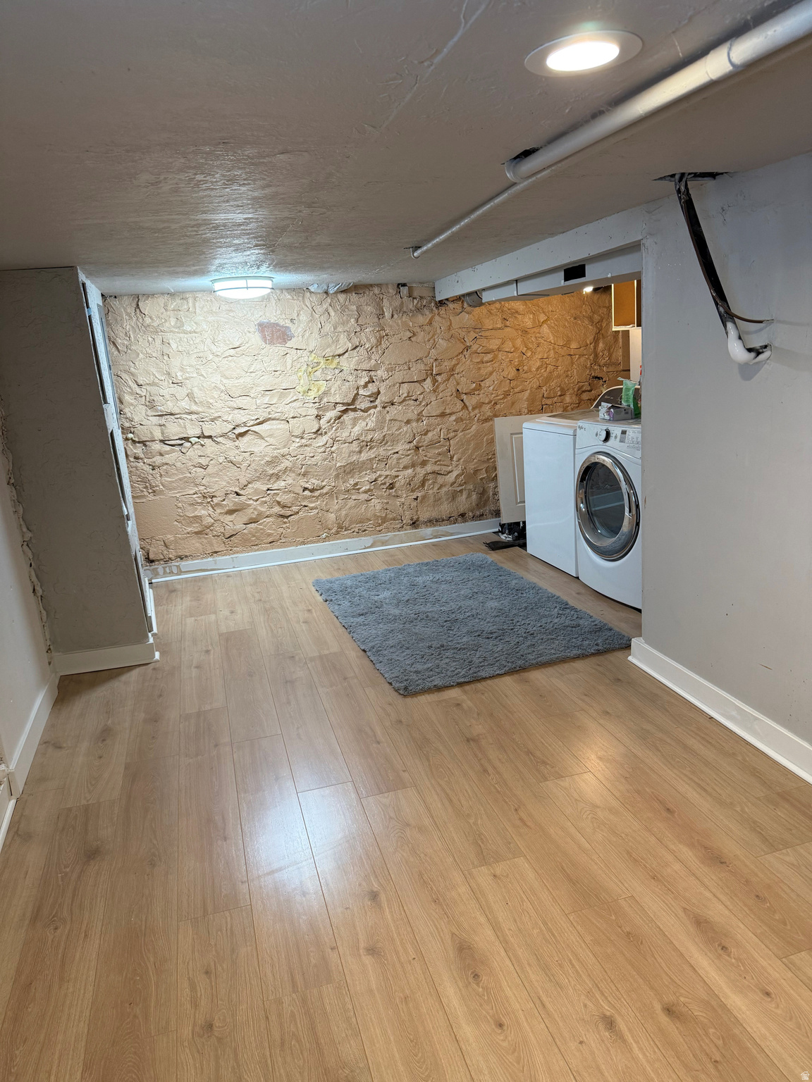 WALKERS SUB - Residential Income