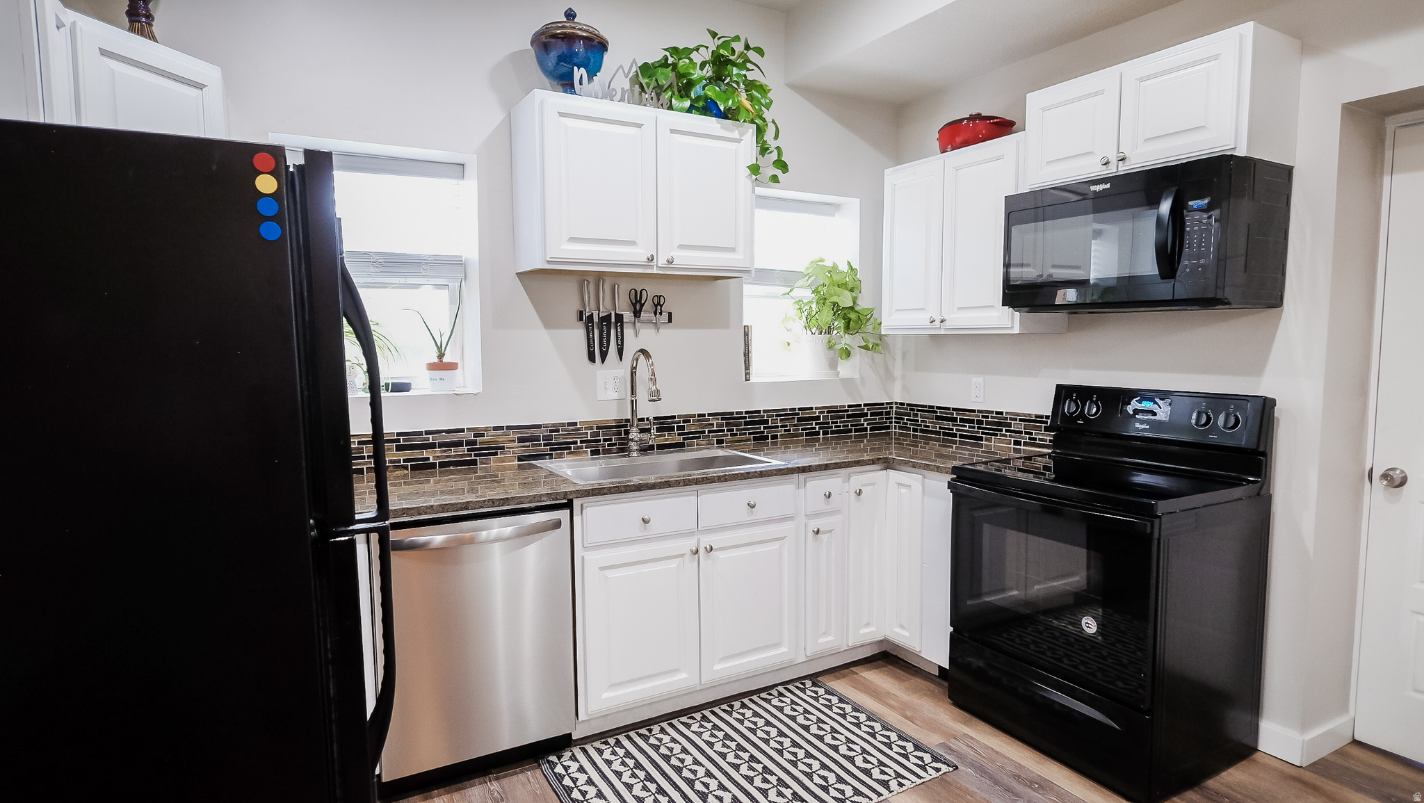 WALKERS SUB - Residential Income