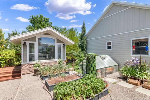 Tiny photo for 1346 RIDGEWAY RD, Santaquin, UT 84655 (MLS # 2090696)