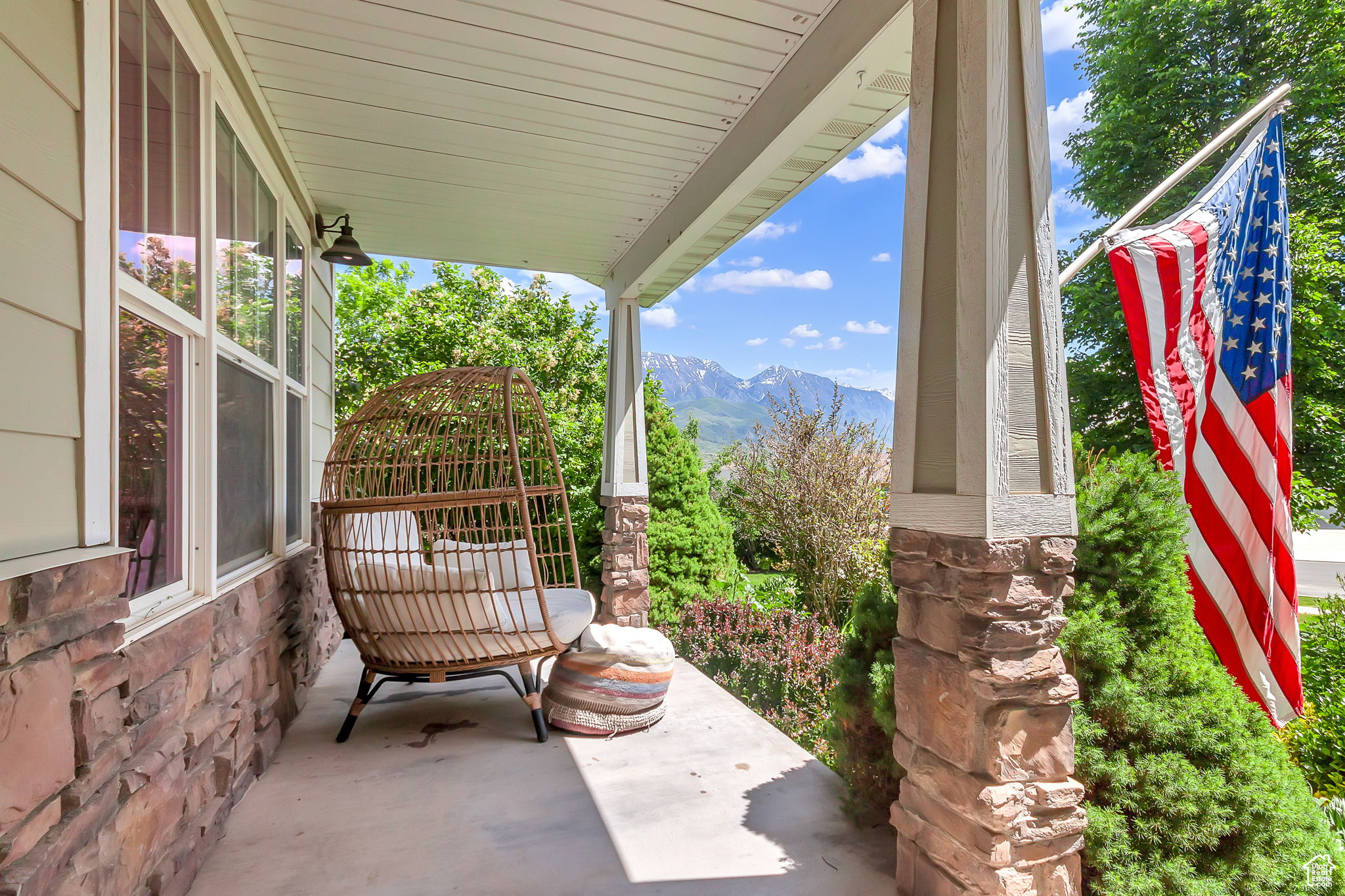 RIDGE - Residential
