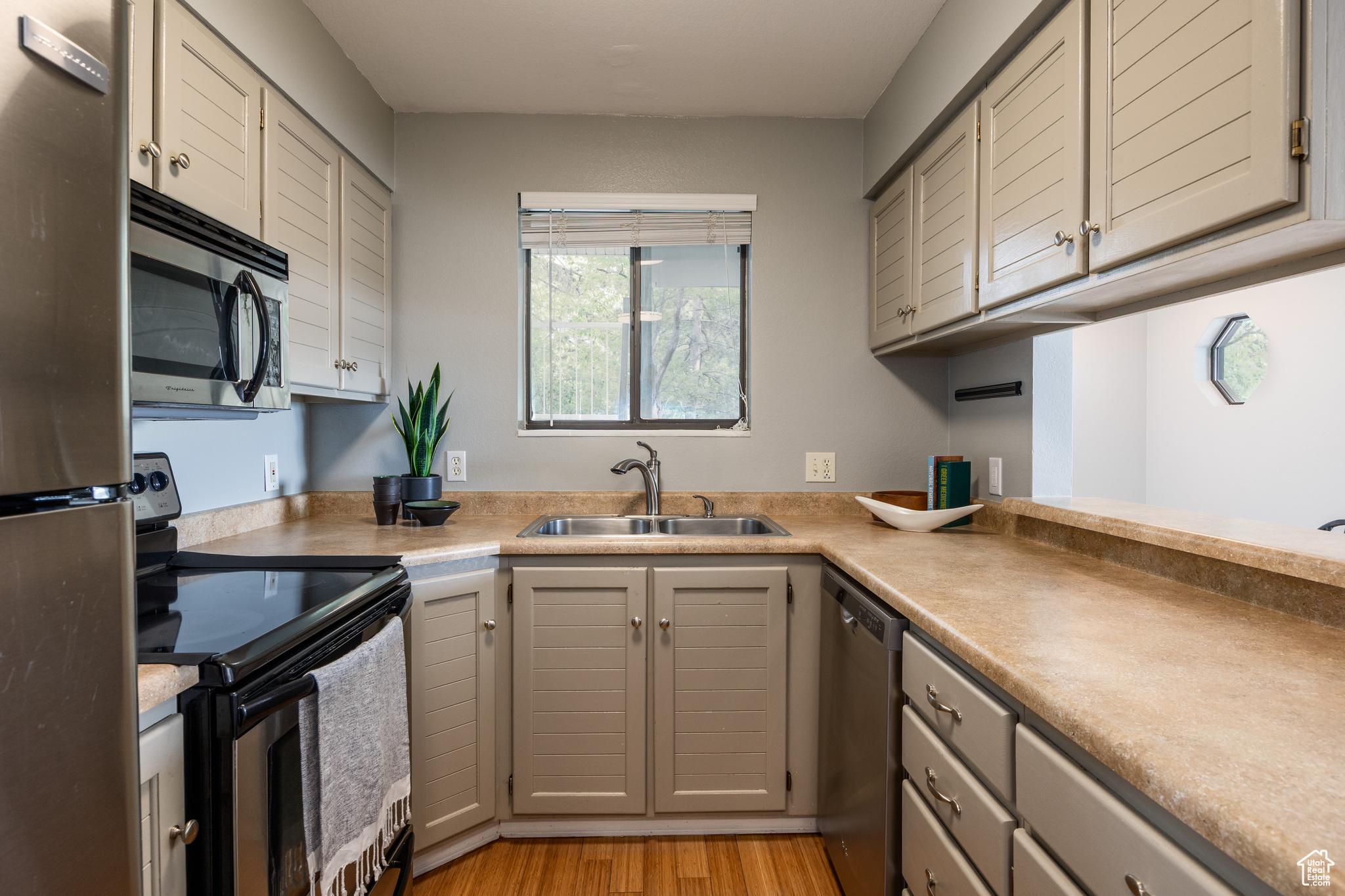 2660 E 3300 #A-21, Salt Lake City, Utah image 6