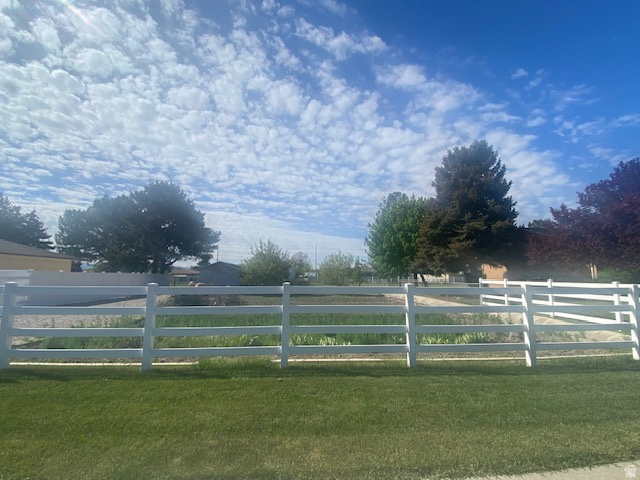 GAI-LAND ESTATES - Land