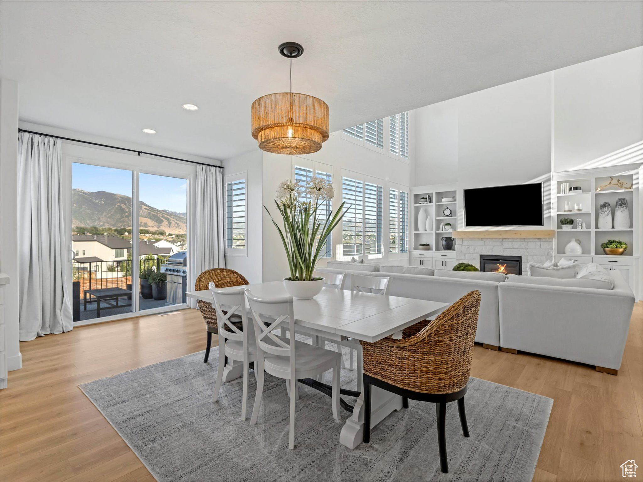 CLOVER RIDGE - Residential