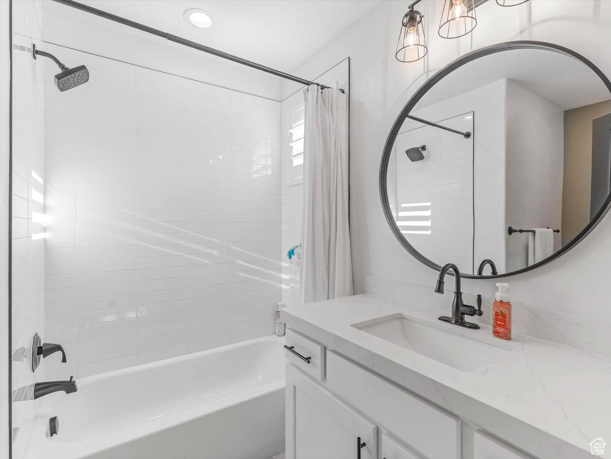 CLOVER RIDGE - Residential