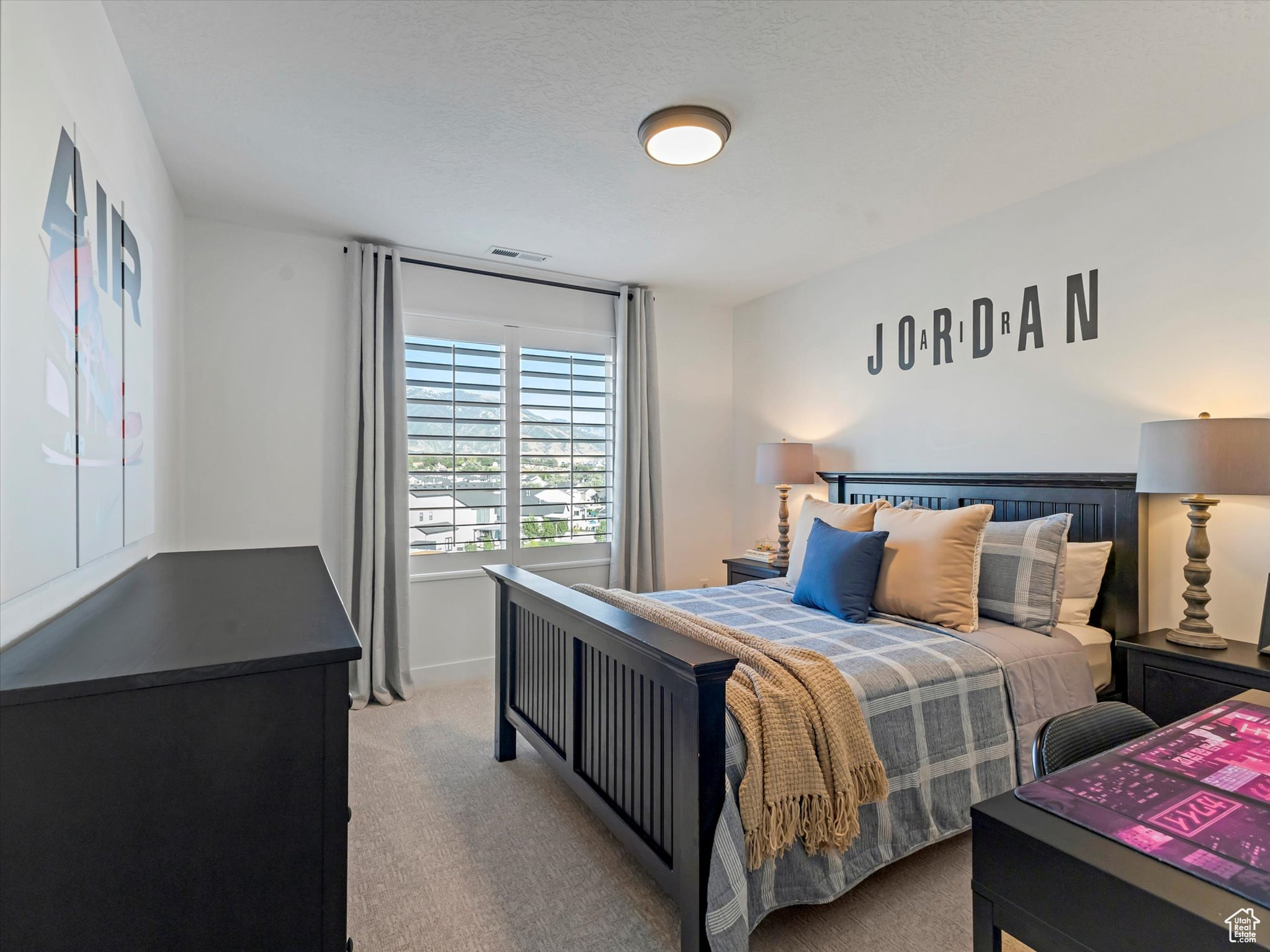 CLOVER RIDGE - Residential