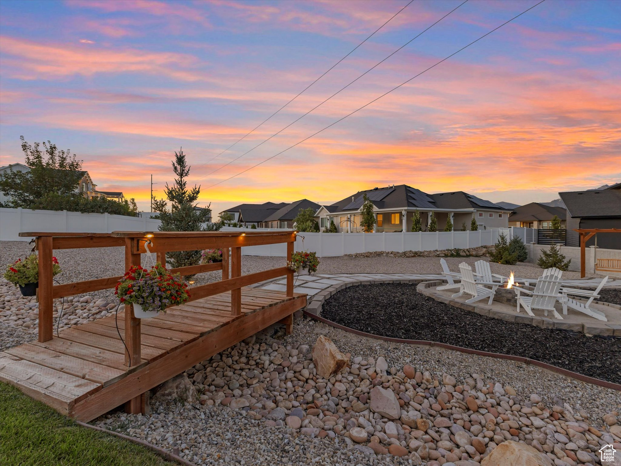 CLOVER RIDGE - Residential