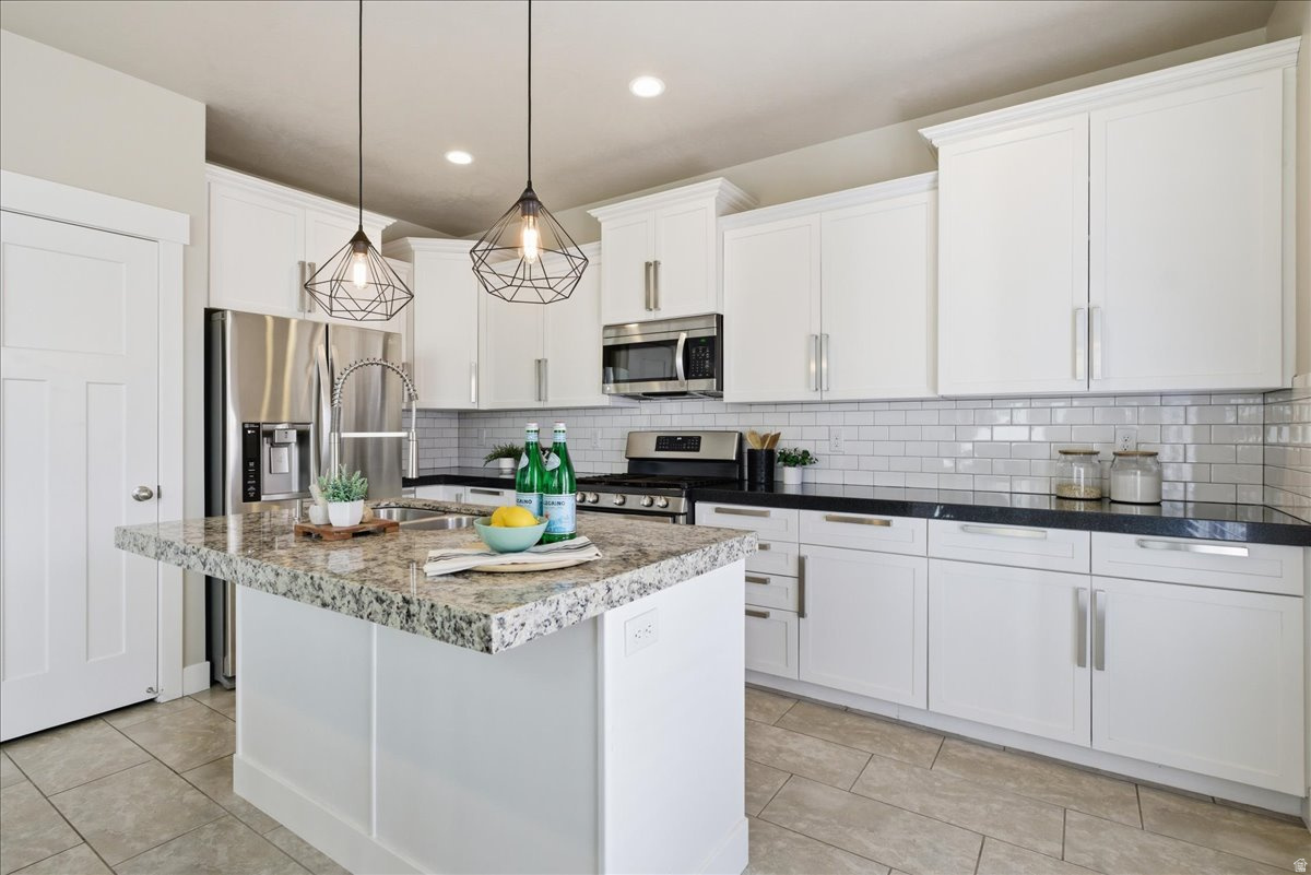 COTTAGES ON 78TH - Residential