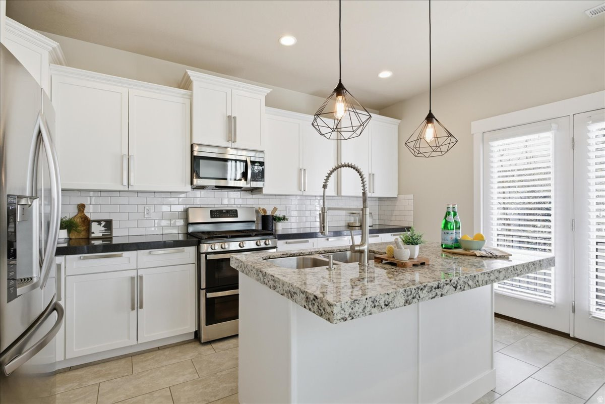 COTTAGES ON 78TH - Residential