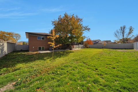 Tiny photo for 7604 S AUTUMN DR, West Jordan, UT 84084 (MLS # 2121884)