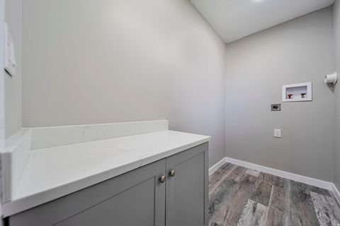 Tiny photo for 7604 S AUTUMN DR, West Jordan, UT 84084 (MLS # 2121884)