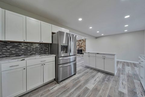 Tiny photo for 7604 S AUTUMN DR, West Jordan, UT 84084 (MLS # 2121884)