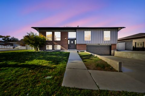 Photo of 7604 S AUTUMN DR, West Jordan, UT 84084 (MLS # 2121884)