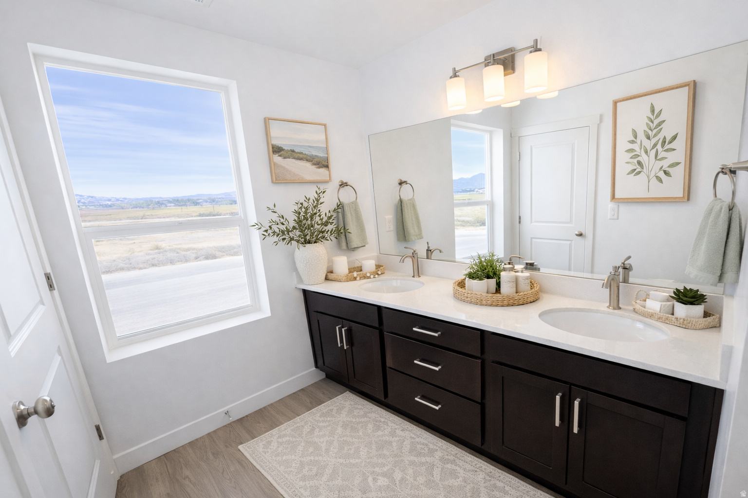 BEACON POINTE - Residential