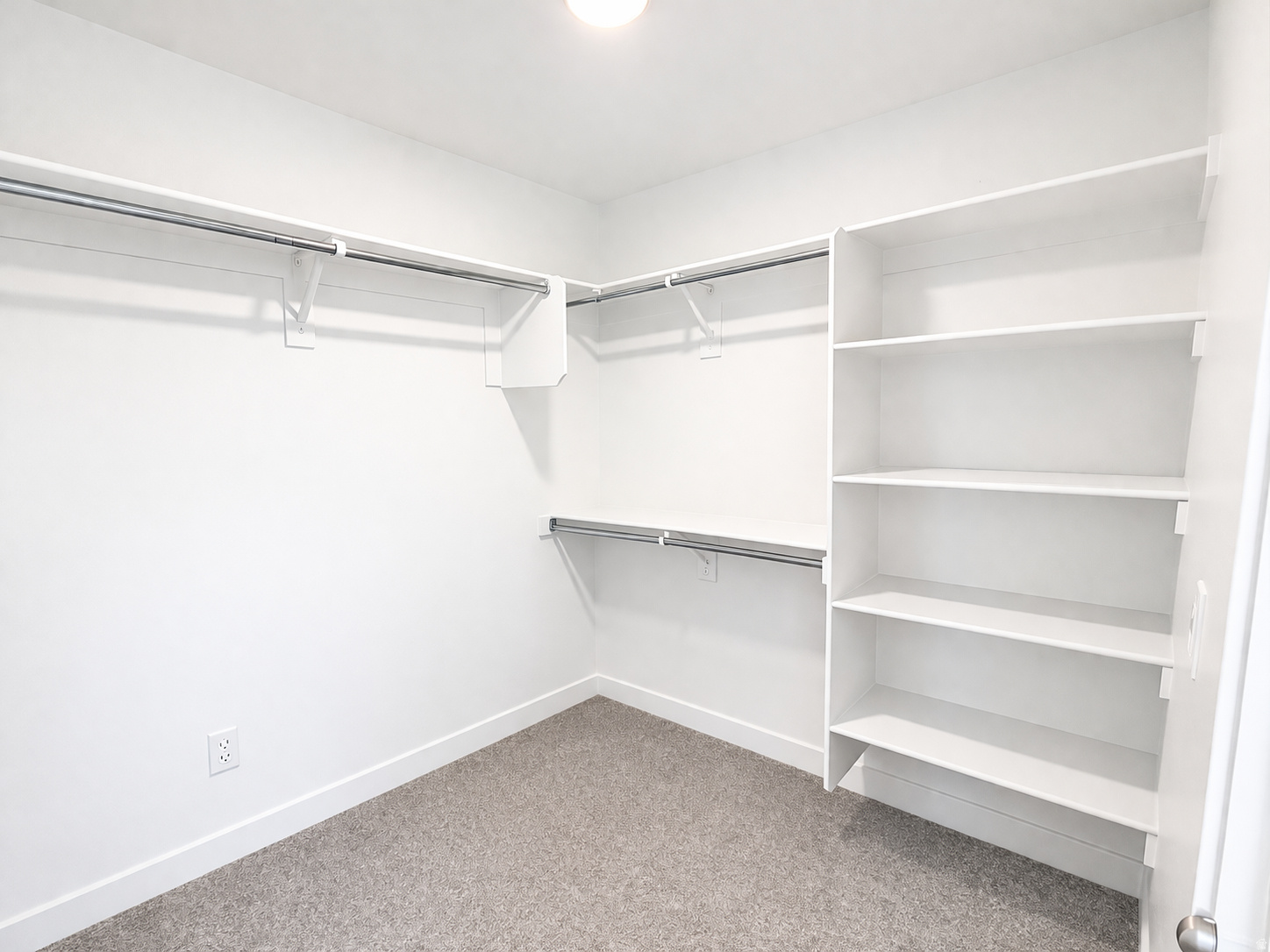 BEACON POINTE - Residential