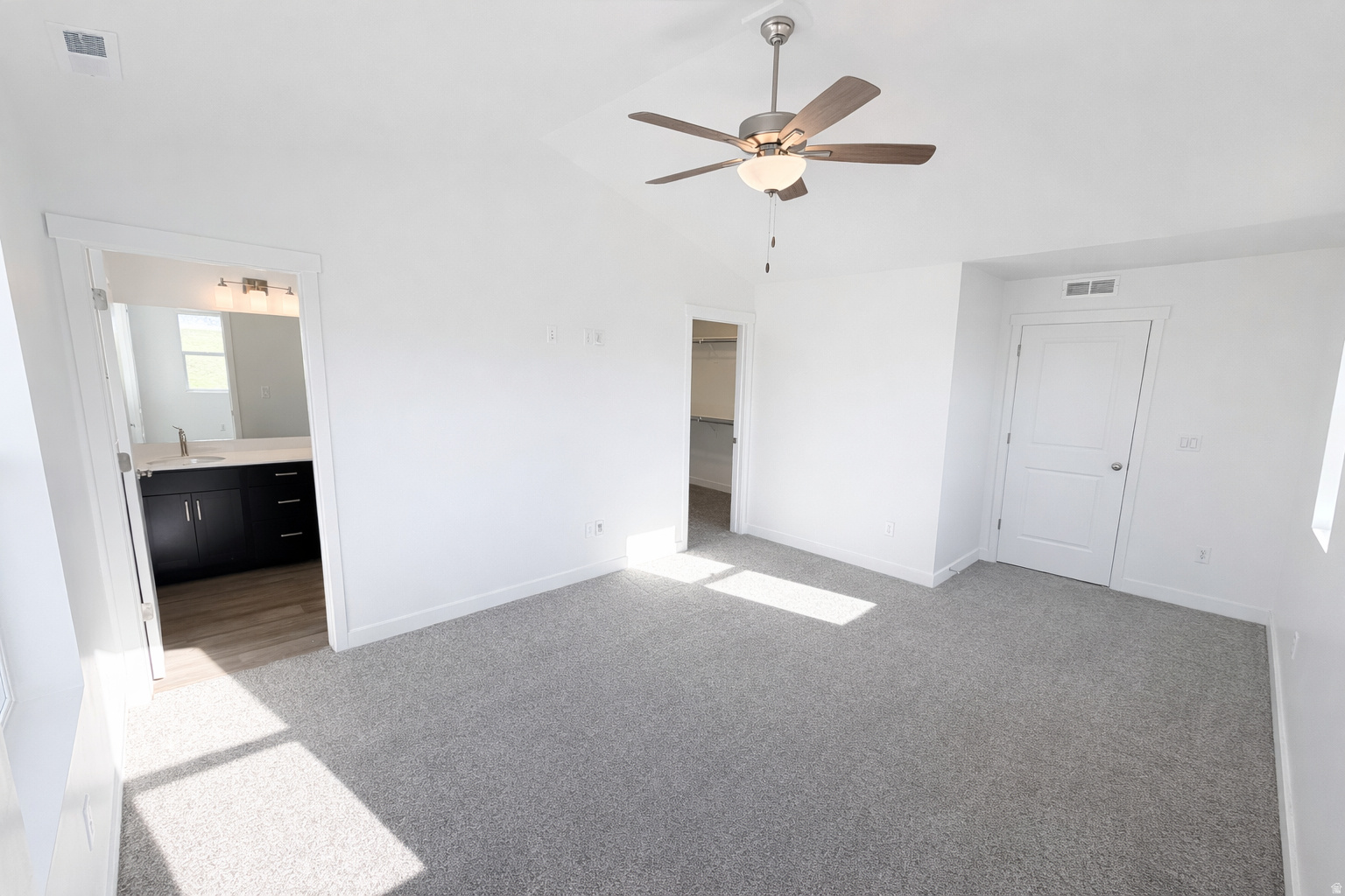 BEACON POINTE - Residential
