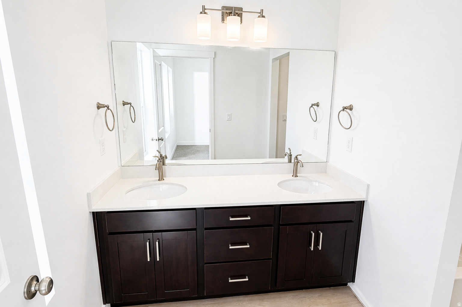 BEACON POINTE - Residential