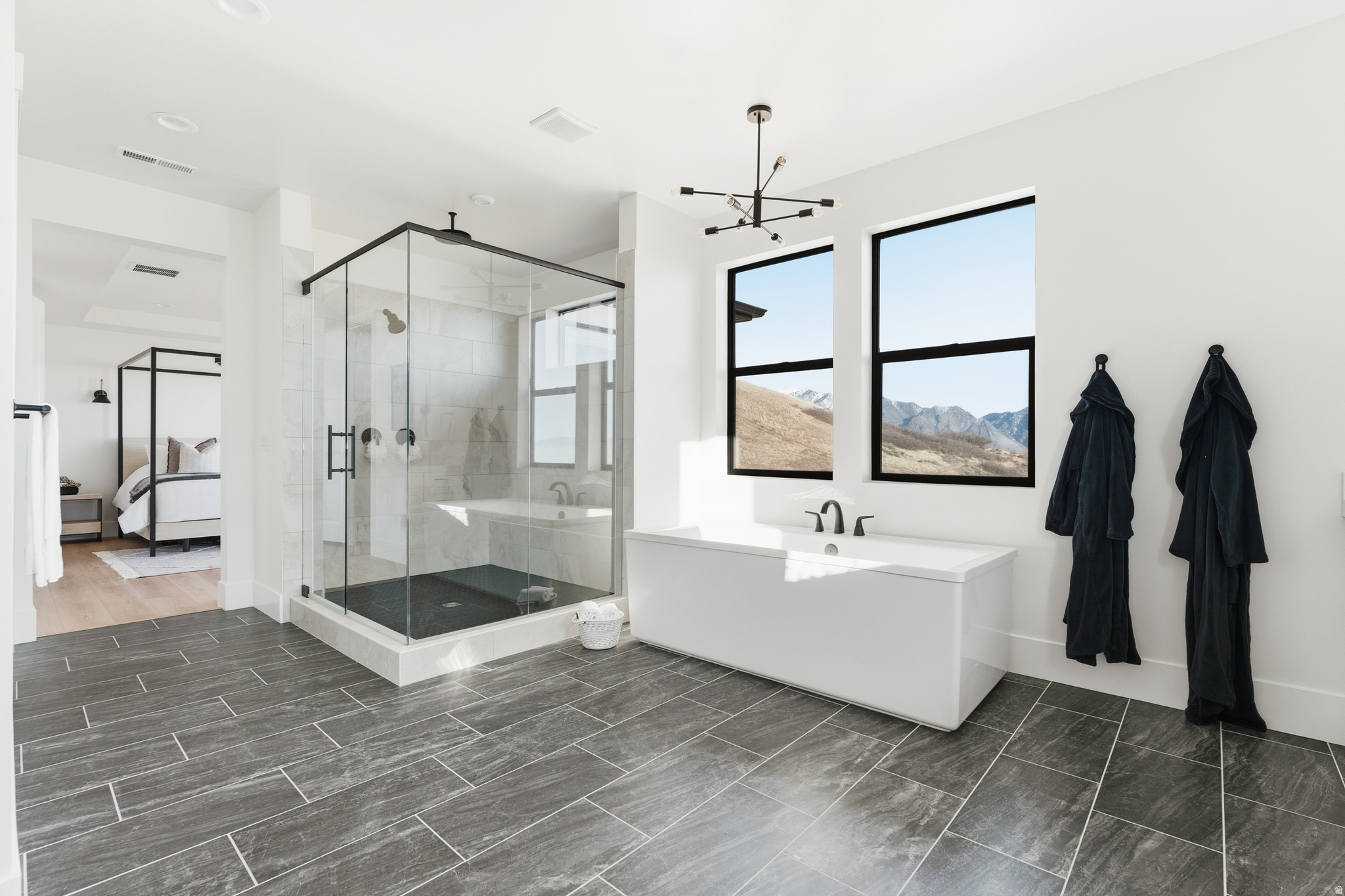 LAKEVIEW ESTATES - Residential