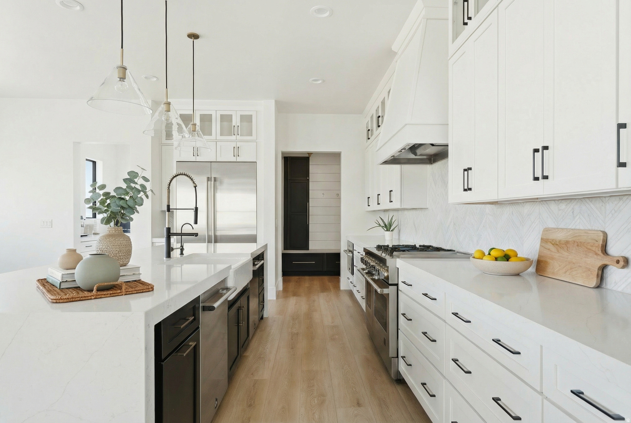 LAKEVIEW ESTATES - Residential