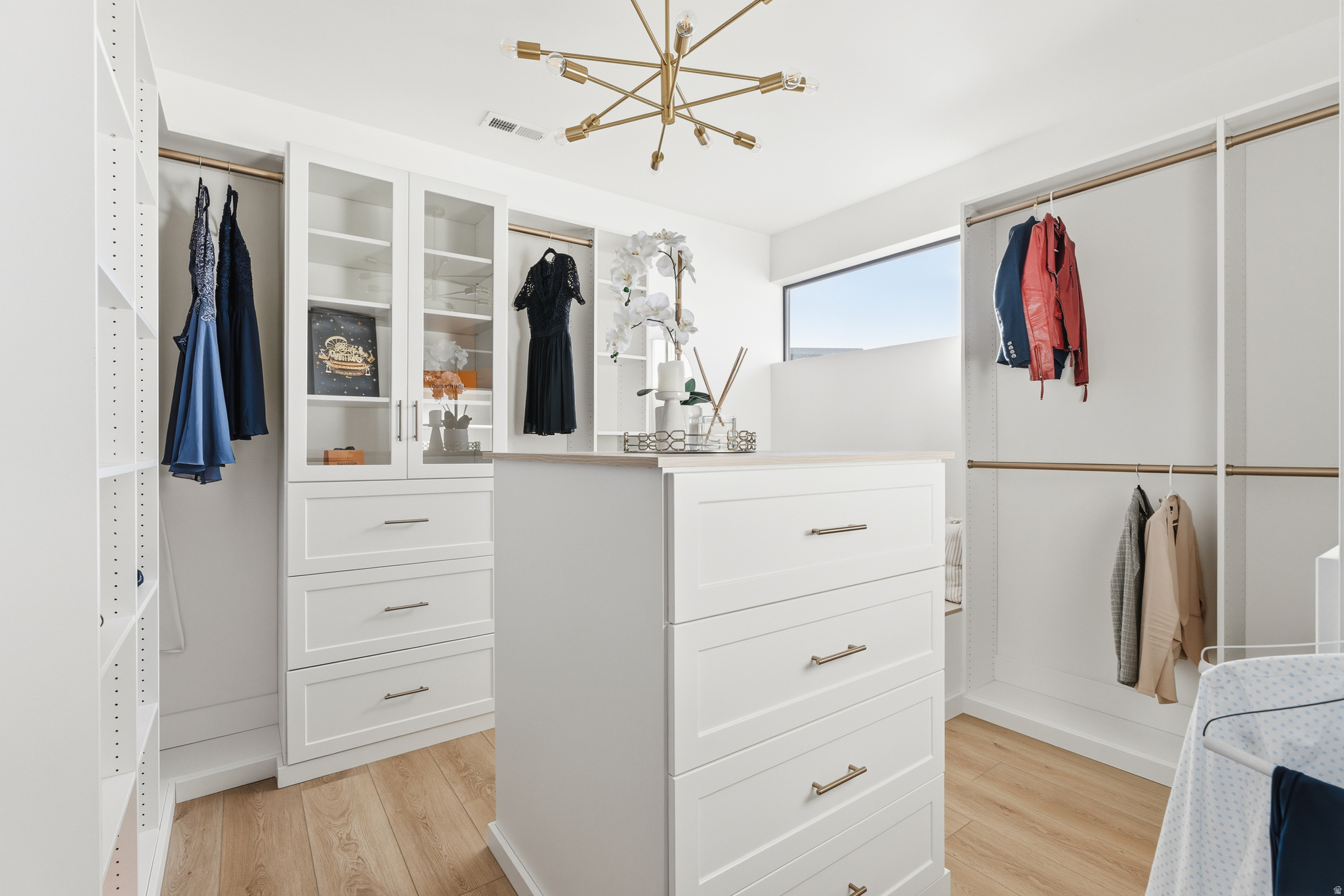 LAKEVIEW ESTATES - Residential