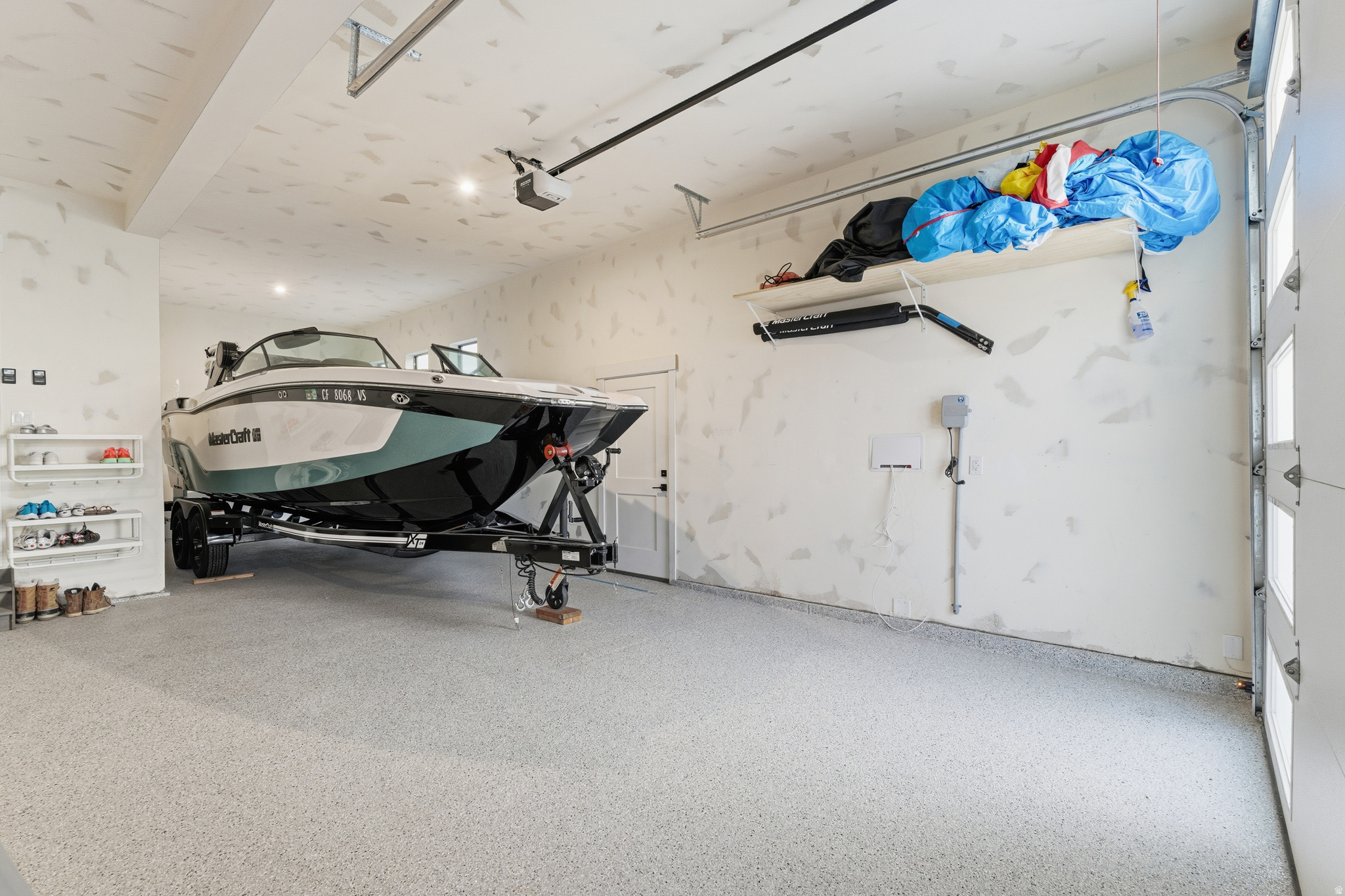 LAKEVIEW ESTATES - Residential