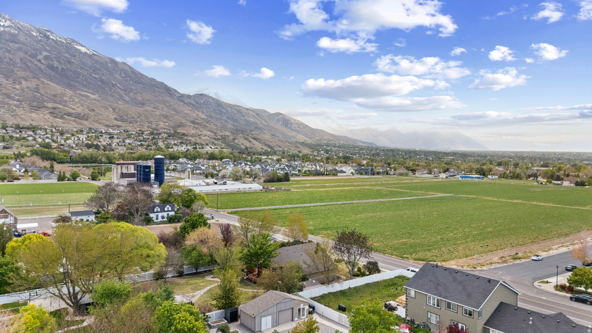 MAHOGANY MOUNTAIN ESTATES - Residential