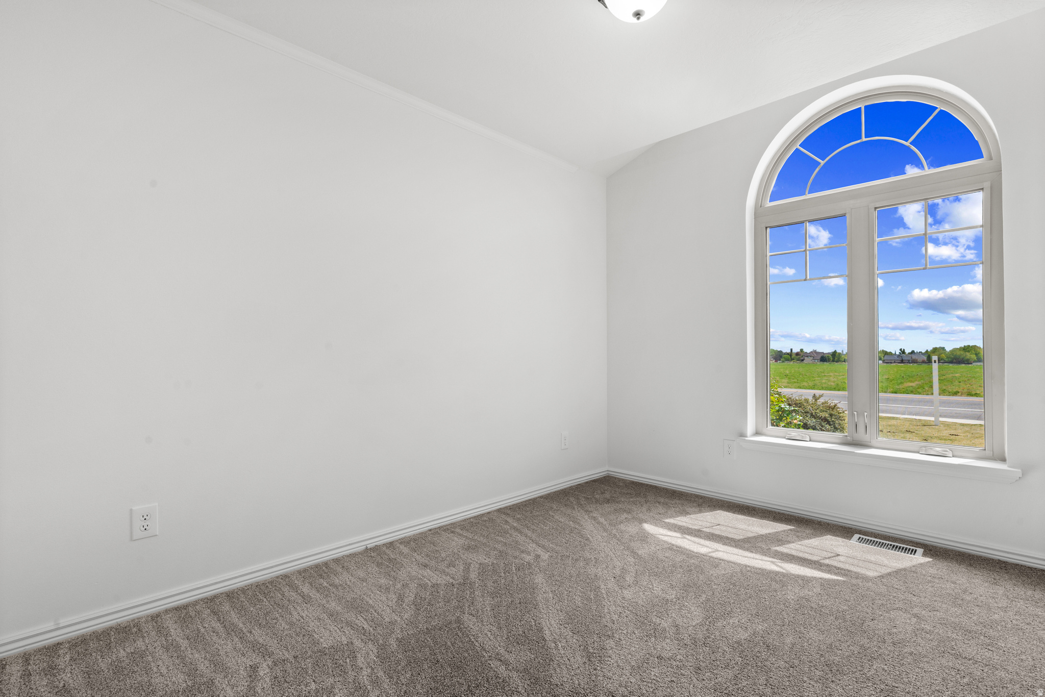 MAHOGANY MOUNTAIN ESTATES - Residential