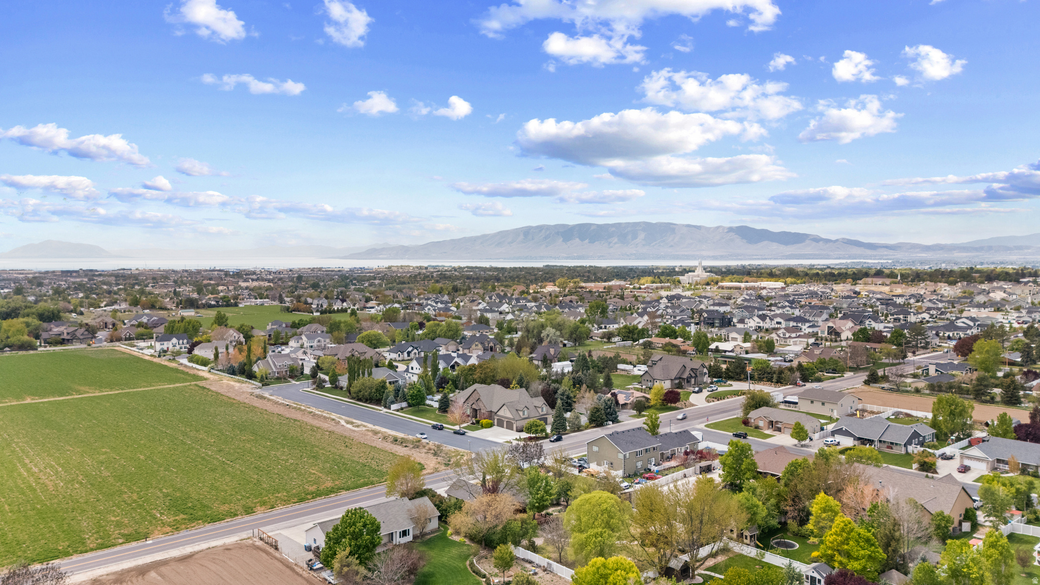 MAHOGANY MOUNTAIN ESTATES - Residential