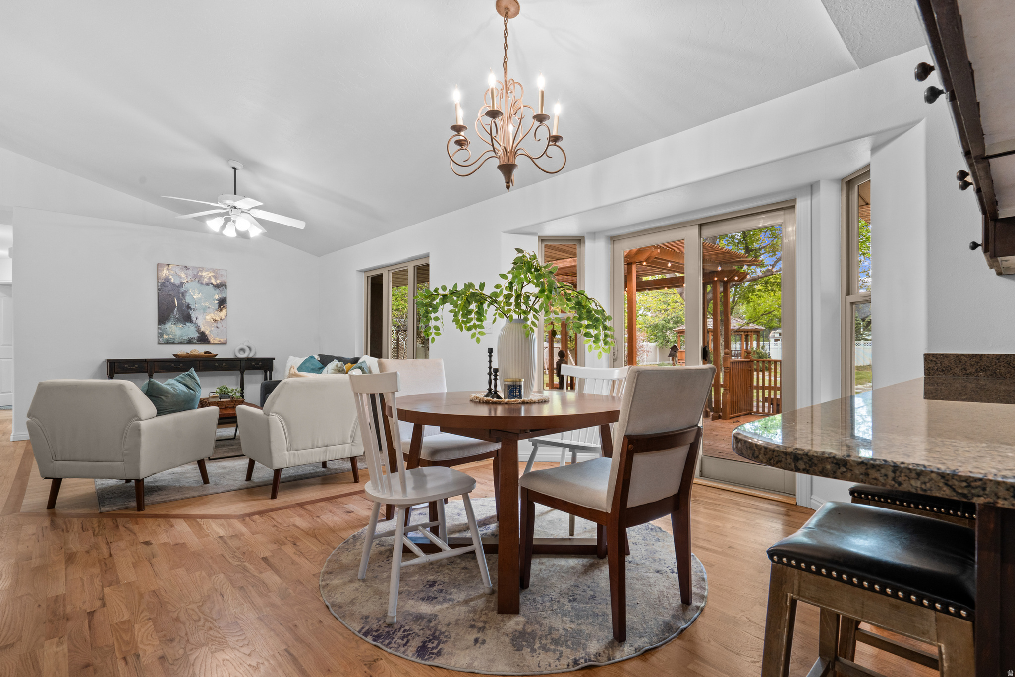 MAHOGANY MOUNTAIN ESTATES - Residential