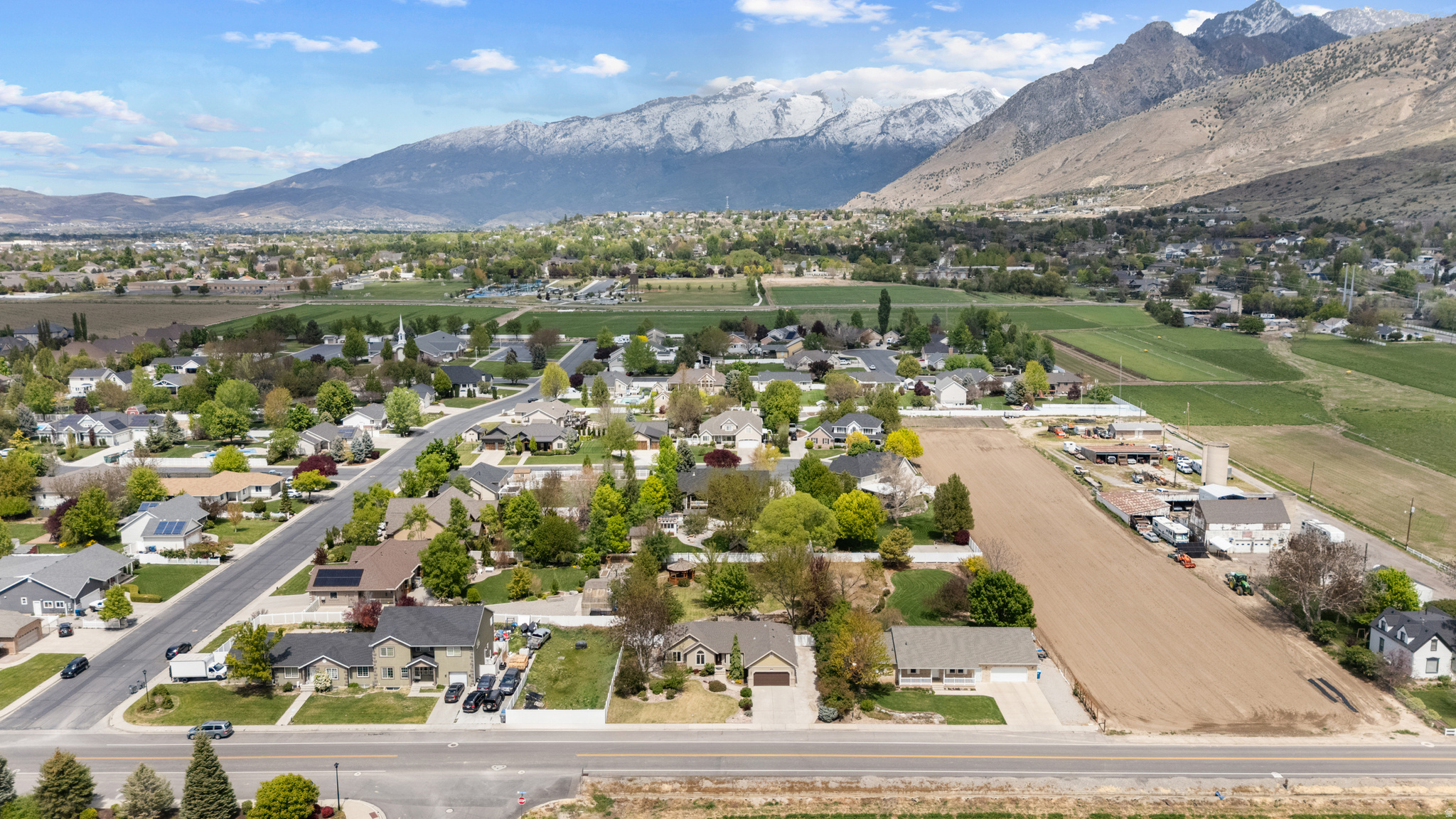 MAHOGANY MOUNTAIN ESTATES - Residential