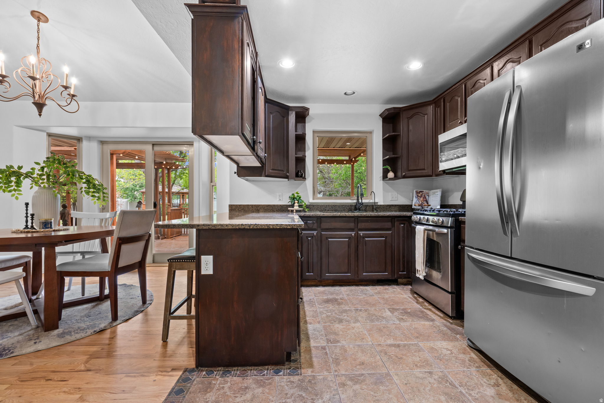 MAHOGANY MOUNTAIN ESTATES - Residential